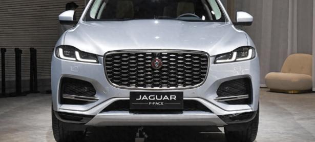 降价17.8万，难怪车库对面的小哥换了捷豹F-PACE