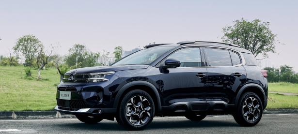 168赛车原创
                长途不累、弯道不飘，“乐享舒适SUV”东风雪铁龙2023款天逸“舒适智上”